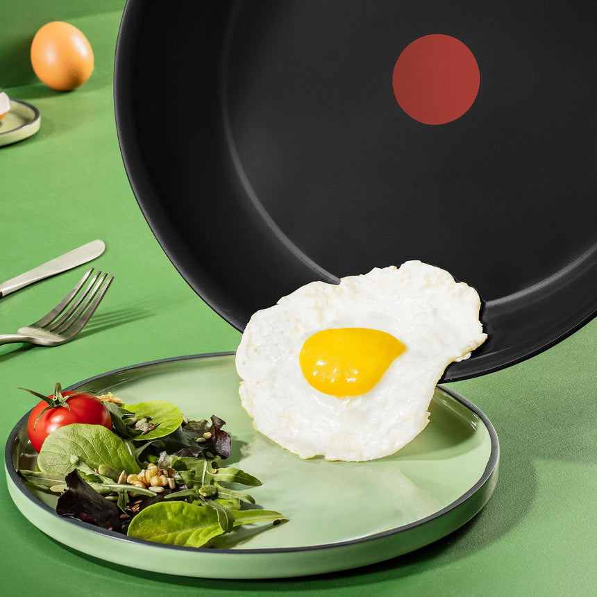 Tefal Renew in Black Ceramic Induction 20cm Frypan - Image 03