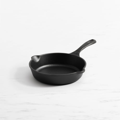 Victoria Seasoned Cast Iron Skillet 20cm - Image 01