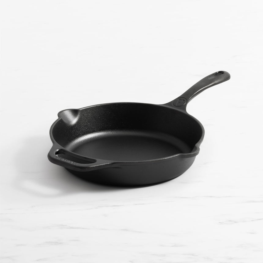 Victoria Seasoned Cast Iron Skillet 25cm - Image 01