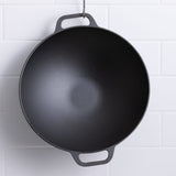 Victoria Seasoned Cast Iron Wok 35.5cm - Image 03