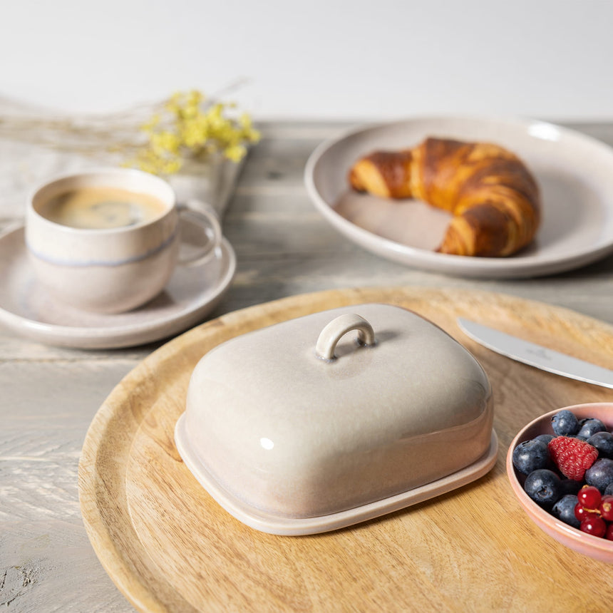 Villeroy & Boch Perlemor Home Butter Dish with Cover Sand - Image 03