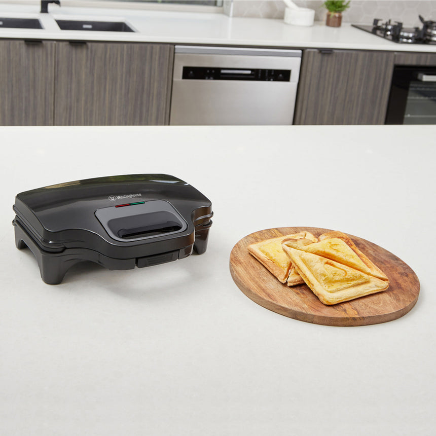 Westinghouse 2 Slice Sandwich Maker in Black - Image 03