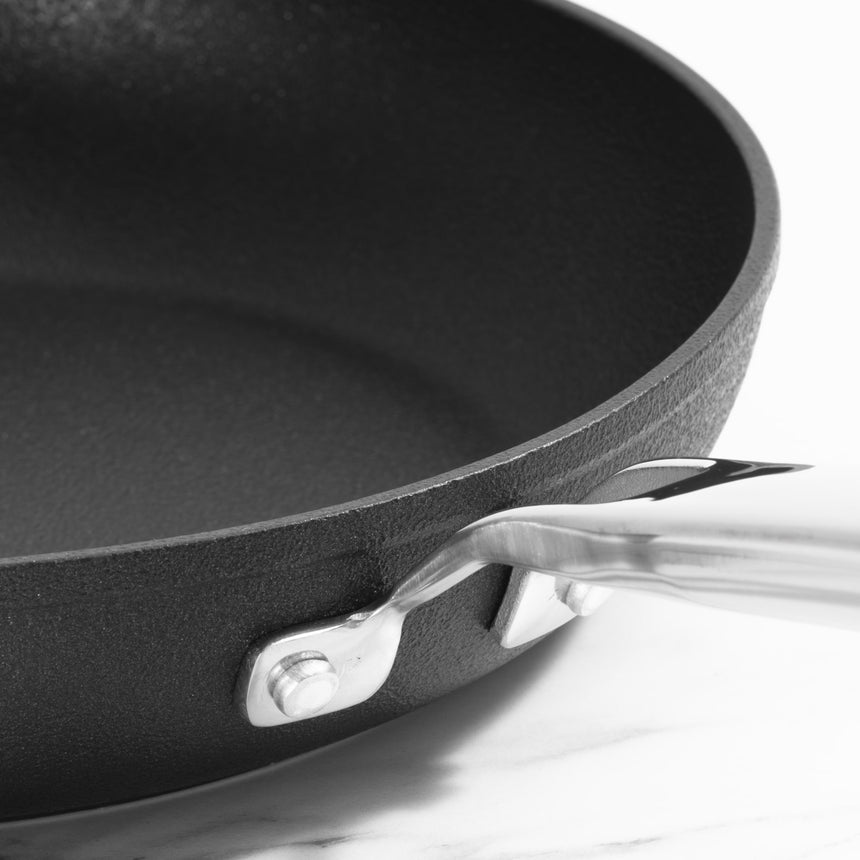 Wolstead Titan Non Stick Induction 28cm Frypan - Image 02