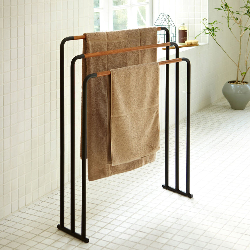 Yamazaki Plain Bath Towel Hanger Black - Image 02