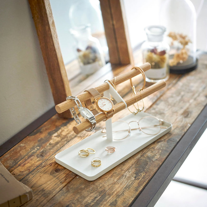 Yamazaki Tosca Bracelet and Watch Stand - Image 02