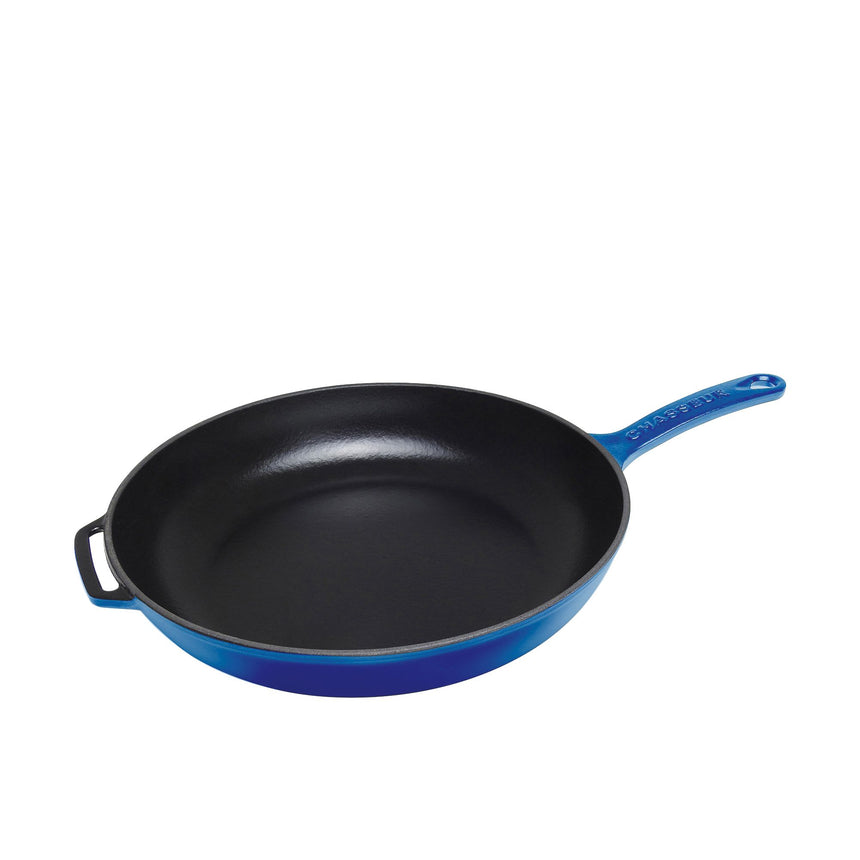 Chasseur Enamelled Cast Iron 28cm Frypan Imperial in Blue - Image 01